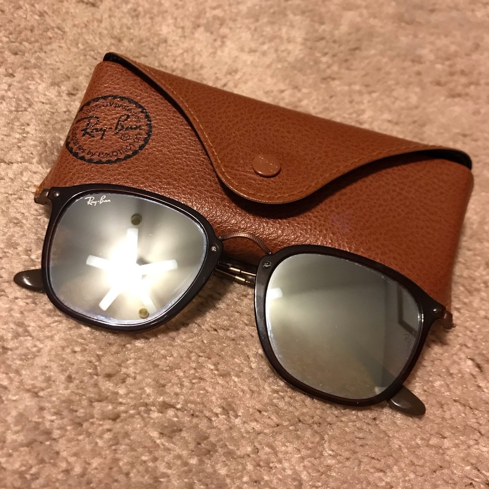 Ray-ban Sunglasses - Picture 2 of 3